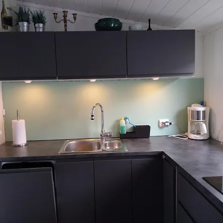 Tiny House In Scenic Surroundings *
